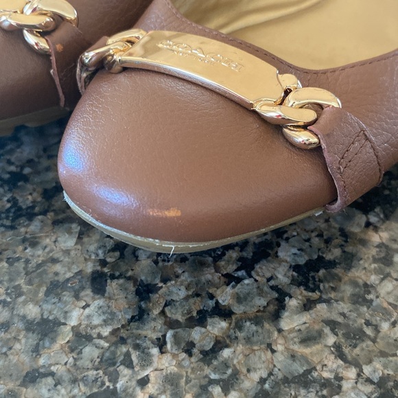 COACH FLATS - Picture 6 of 7